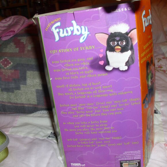 1998 furby vintage in box never played with nwt - Picture 4 of 5